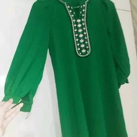 suzana,yaşyl mekdep köynek