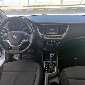Hyundai Accent 2020