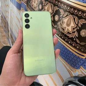 Samsung A24