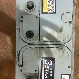 akumlyator