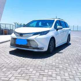 Toyota Sienna 2022