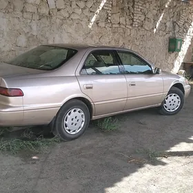 Toyota Camry 1998