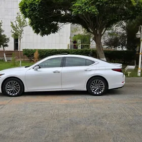 Lexus ES 350 2020
