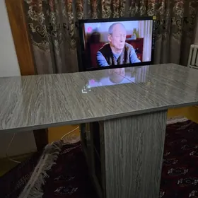 Стол