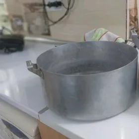 кастрюля алюминиевая