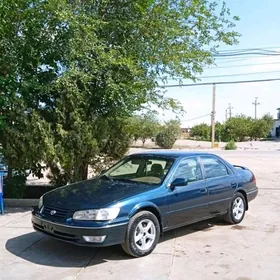 Toyota Camry 2000