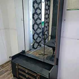 makyaž stol 2 ayna açylya