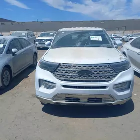 Ford Explorer 2022