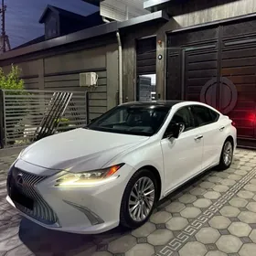 Lexus ES 350 2019