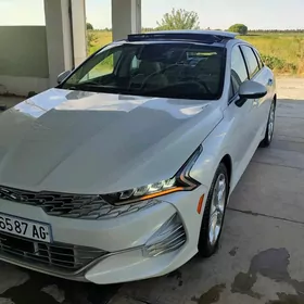 Kia K5 2021