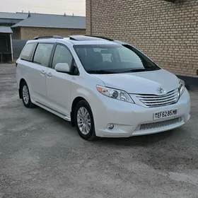 Toyota Sienna 2017