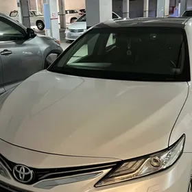 Toyota Camry 2022