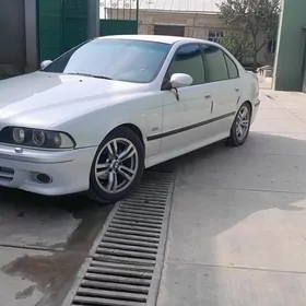 BMW 528 2000