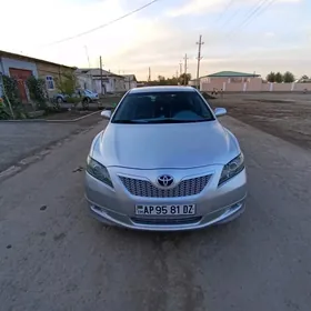 Toyota Camry Hybrid 2008