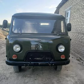 UAZ 452 1987