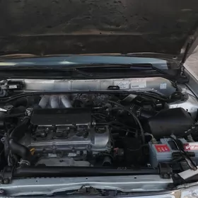 Toyota Avalon 1999