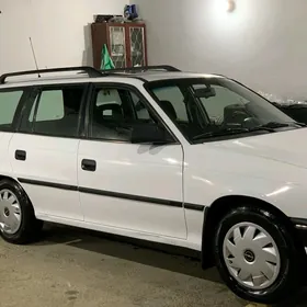 Opel Astra 1995