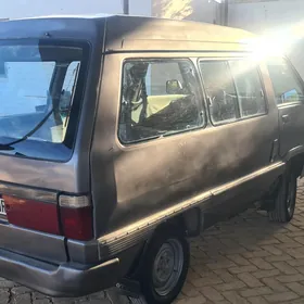 Toyota Hiace 1992