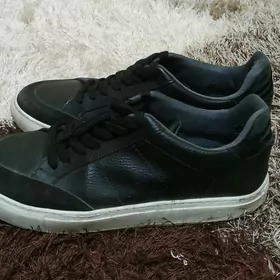 кросовки zara