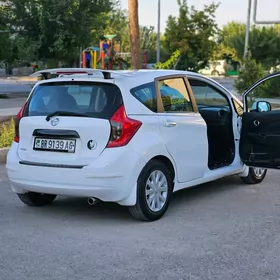 Nissan Versa 2013