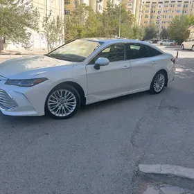 Toyota Avalon 2022