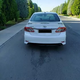 Toyota Corolla 2011