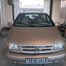 Toyota Sienna 2000
