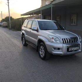 Toyota Land Cruiser Prado 2005