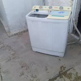 pol afdamat