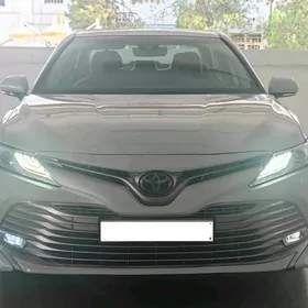 Toyota Camry 2020