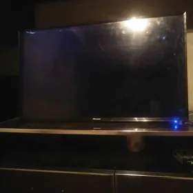 Hisense 40lyk