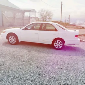 Toyota Camry 2000