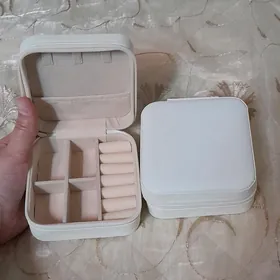 Mini şkatulka