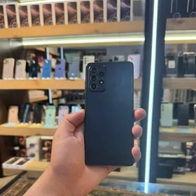 SAMSUNG A52