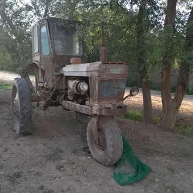 MTZ T-28 1985