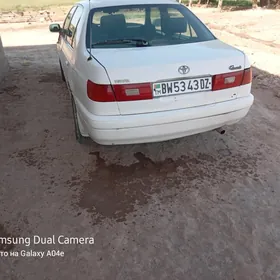 Toyota Corona 1996