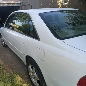 Toyota Avalon 2004