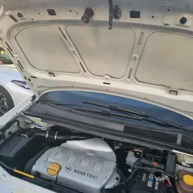 Opel Zafira 2001