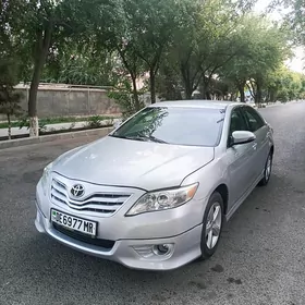 Toyota Camry 2010