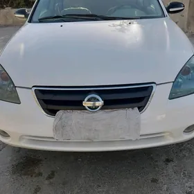 Nissan Altima 2001