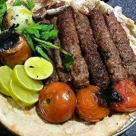 "Lezzet "Döner kafe