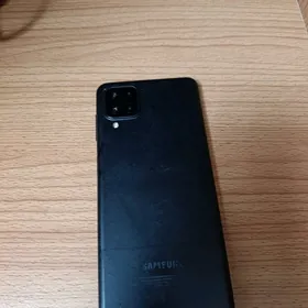 Самсунг А12