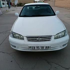 Toyota Camry 1998