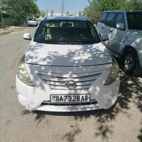Nissan Sunny 2014