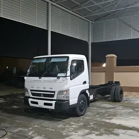 Mitsubishi Canter 2025