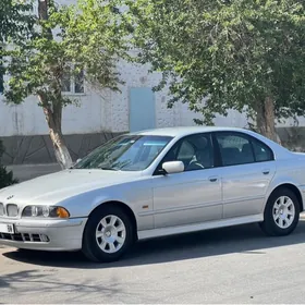 BMW E39 2002