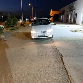 Toyota Sienna 2002