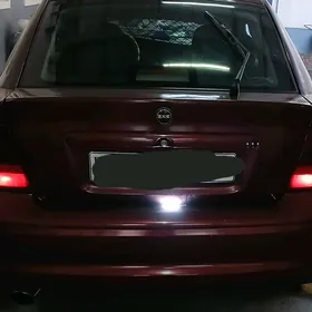 Opel Vectra 1998