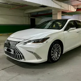 Lexus ES 350 2019