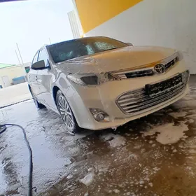 Toyota Avalon 2013